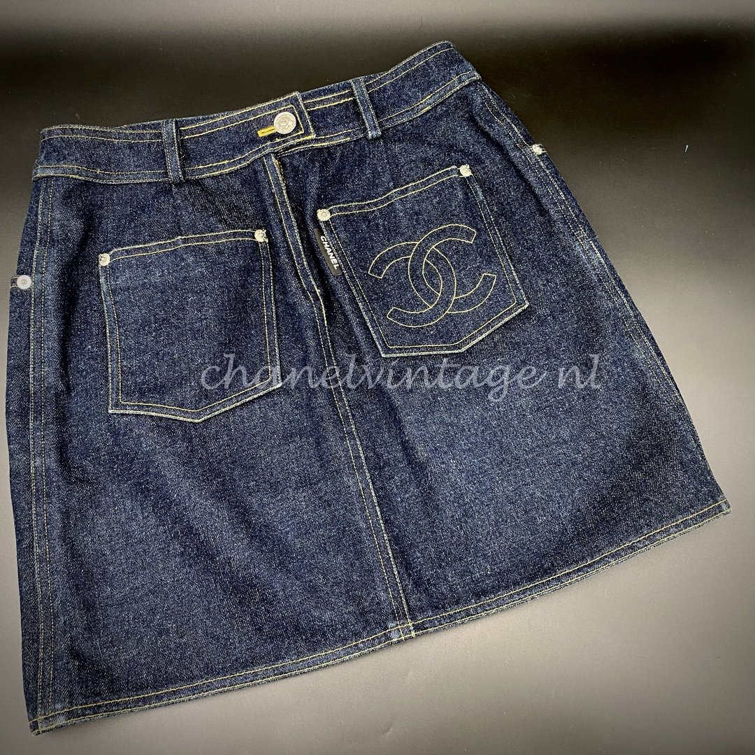 Chanel Vintage 1996 denim miniskirt 
