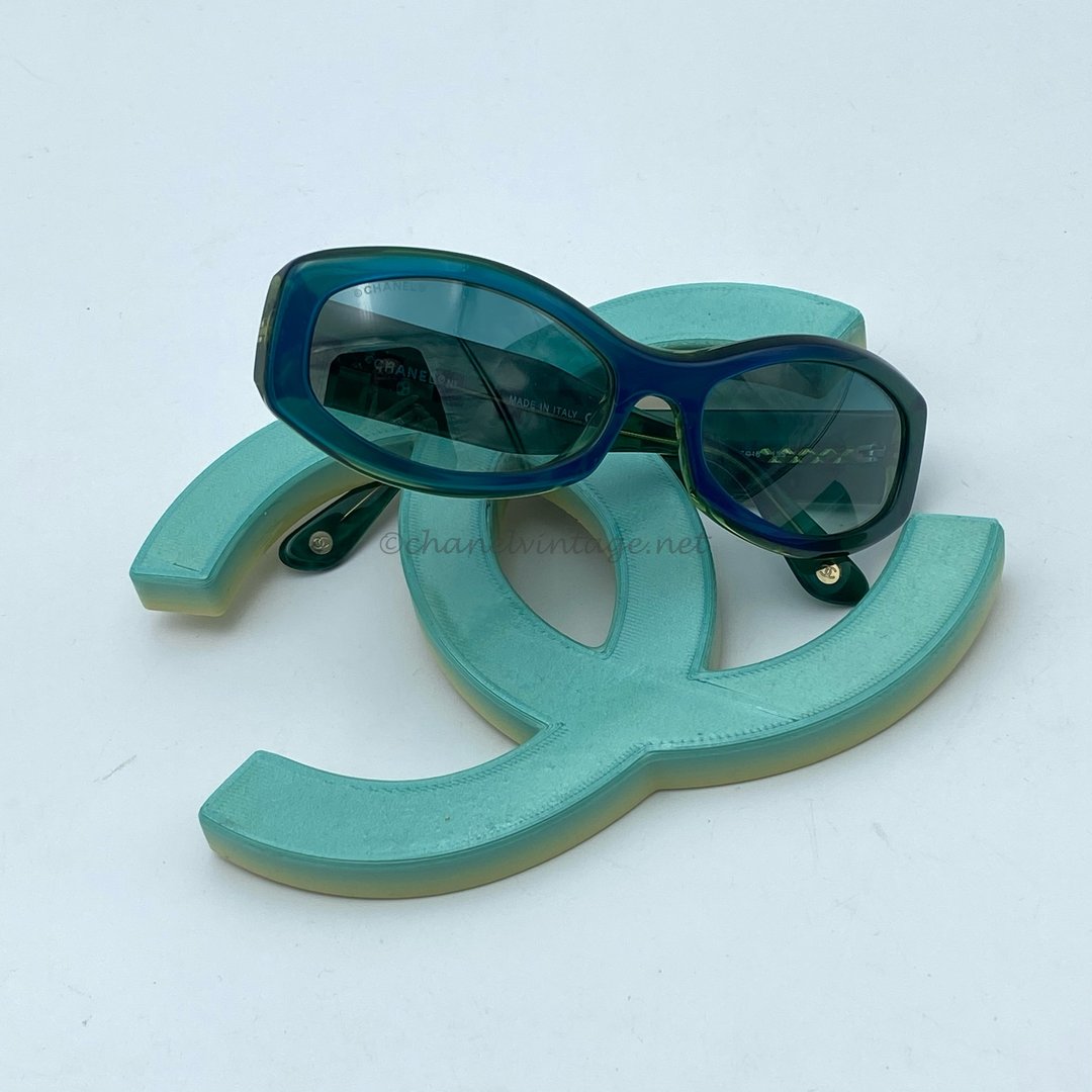 Chanel rare green iridescent Vintage sunglasses 